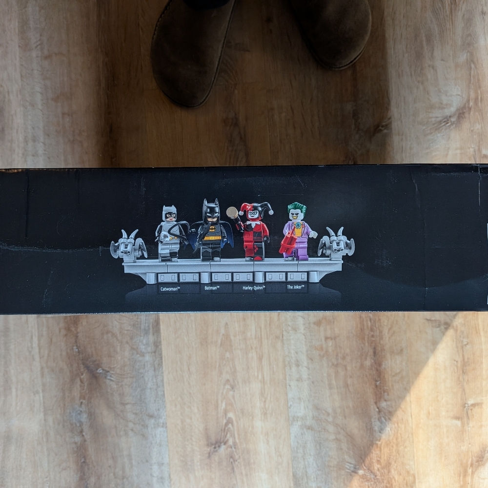 LEGO Batman Gotham City Set - Picture 5 of 6